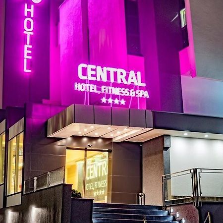 Central Hotel, Fitness And Spa Vinica Exteriér fotografie