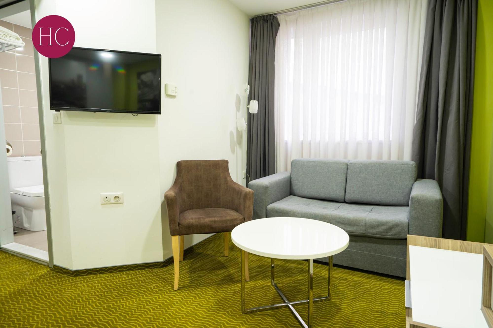Central Hotel, Fitness And Spa Vinica Exteriér fotografie